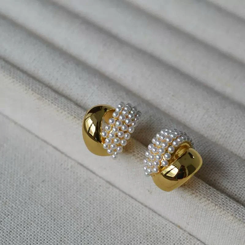 Hoop of Pearls! Earrings