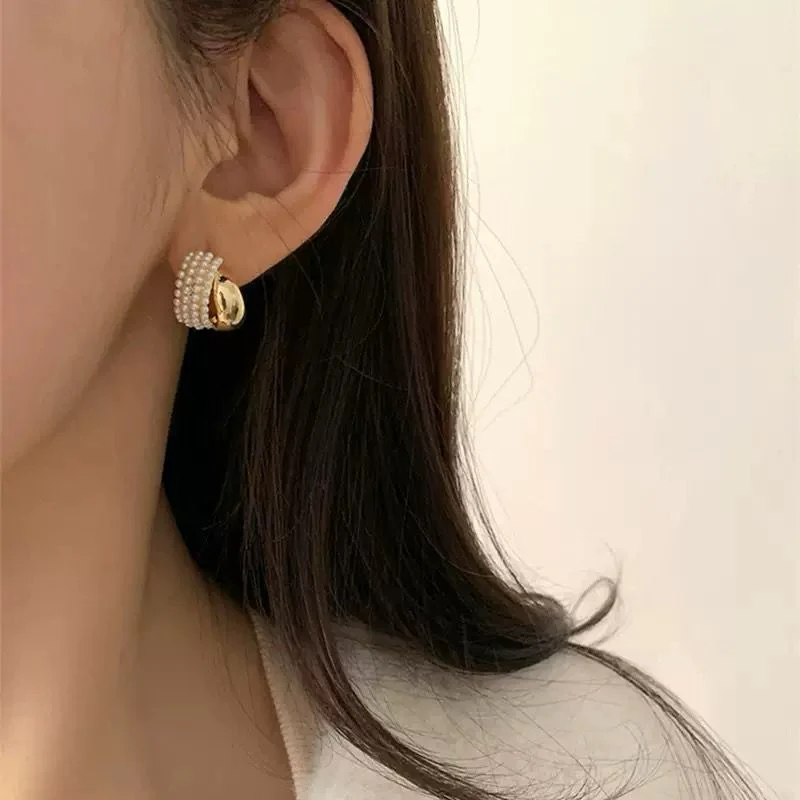 Hoop of Pearls! Earrings - Image 2