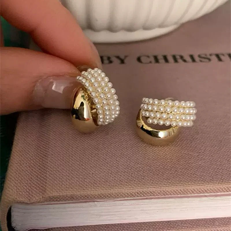 Hoop of Pearls! Earrings - Image 4
