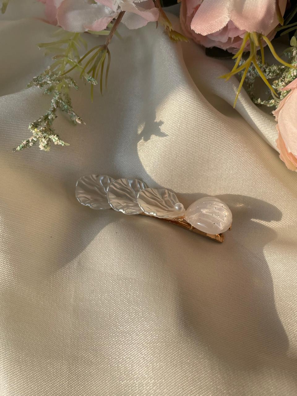Hot Girl Holiday Hair Clip - Image 2