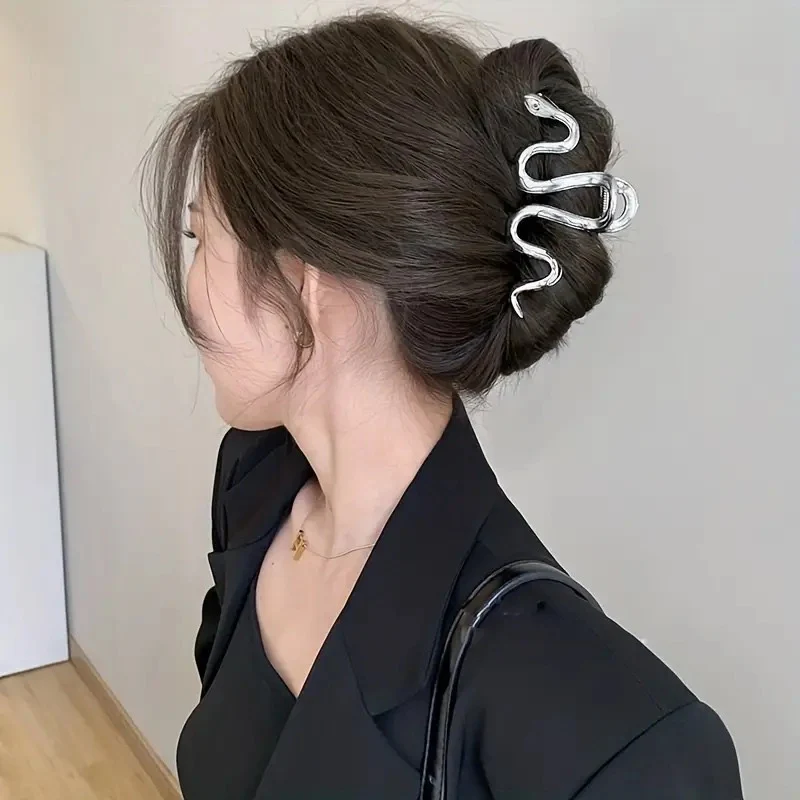 Hot-Hiss Claw Clip