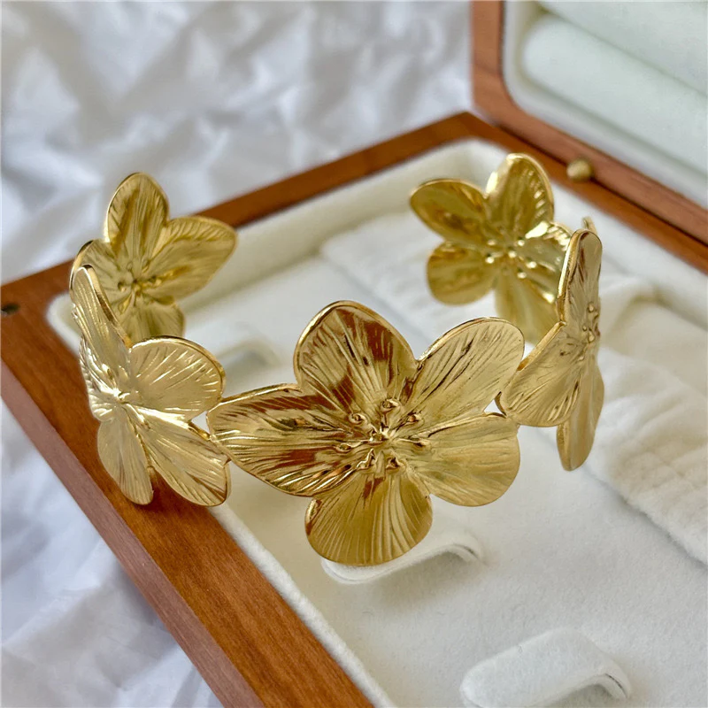 Hydrangea Cutout Handcuff - Image 3