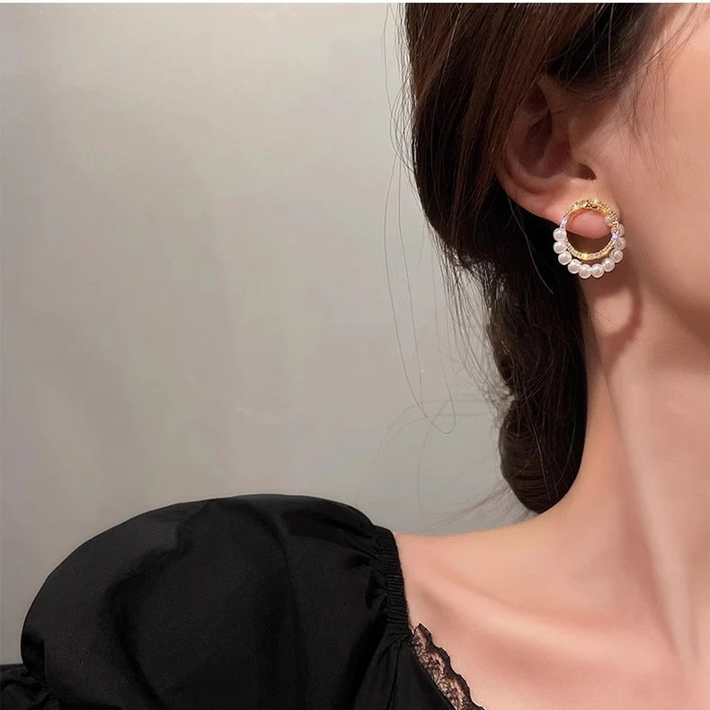 I’m exquisite! Pearl Earring - Image 5