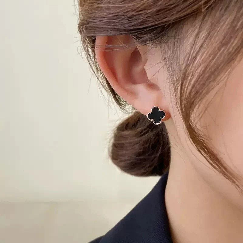 my Iconic Clover Earrings - Image 4