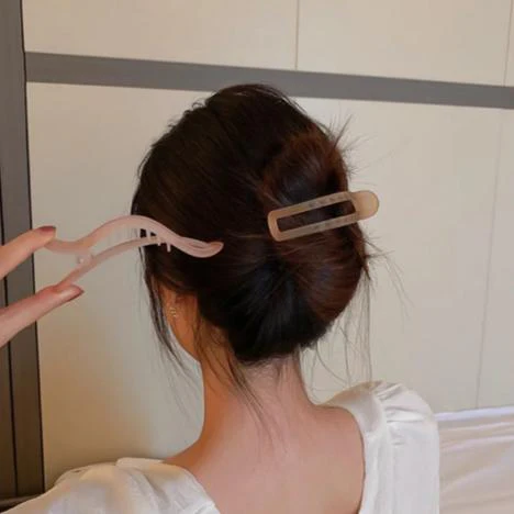 Icy Elegant Hair Claw Clips - Image 2