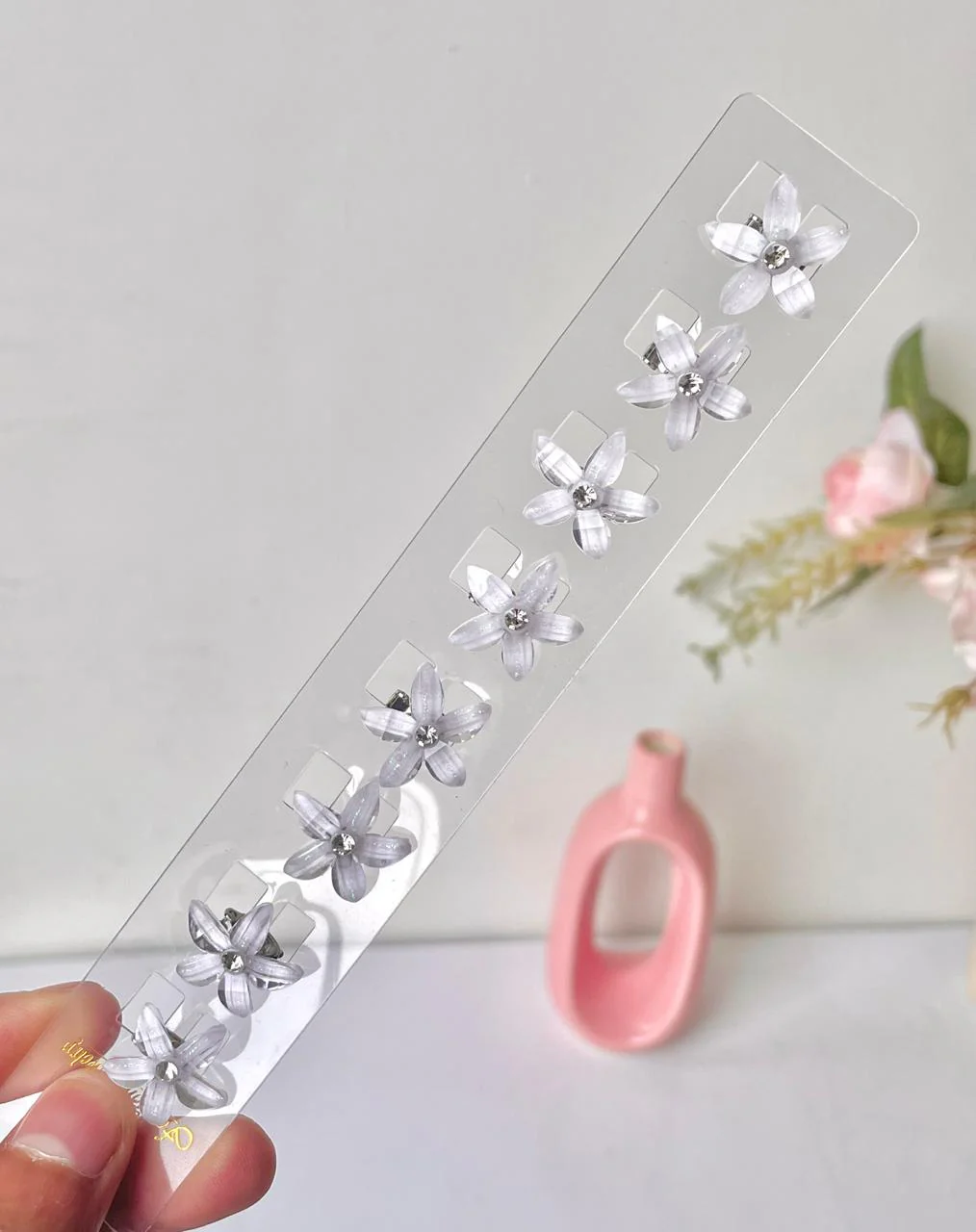 Daisy Blossom Hair Pins (pack of 8) - Image 8