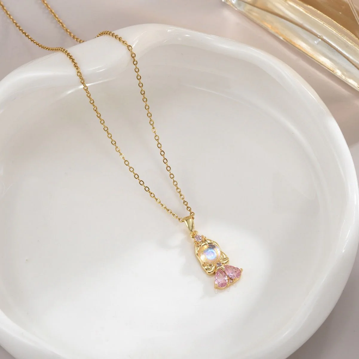 Rapunzal Inspired Necklace - Image 4