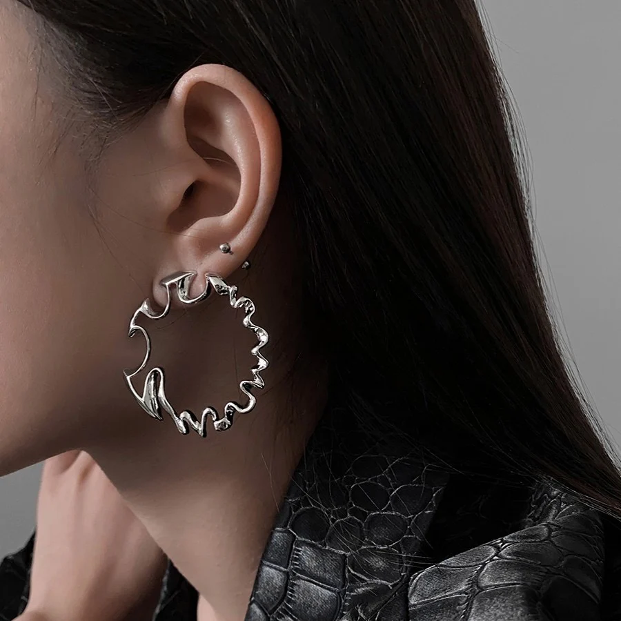 Irregular Twisted Punk Earrings - Image 4