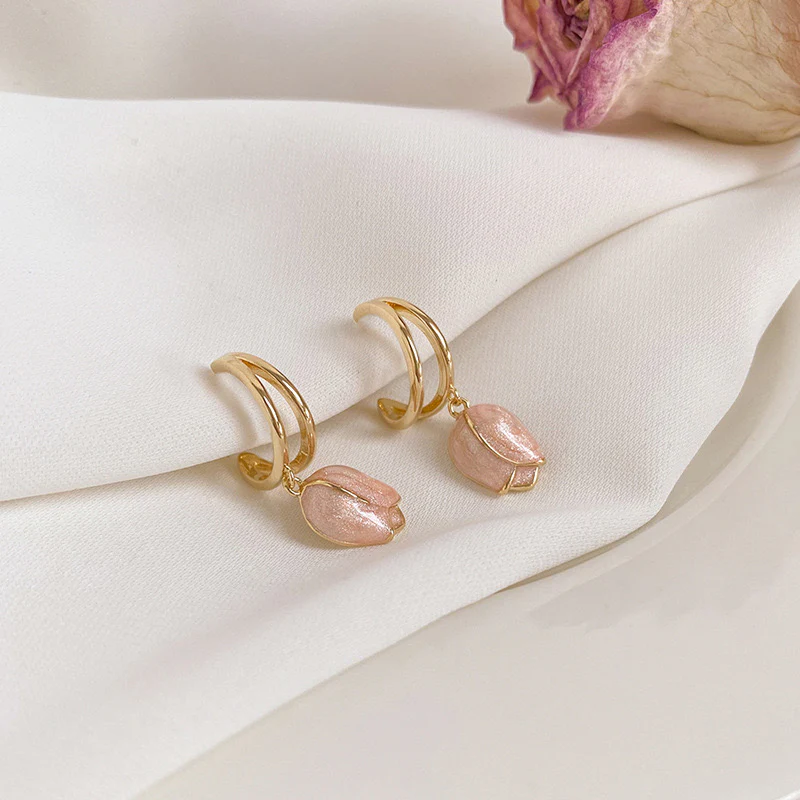Itsy-bitsy Tulip Earrings - Image 2