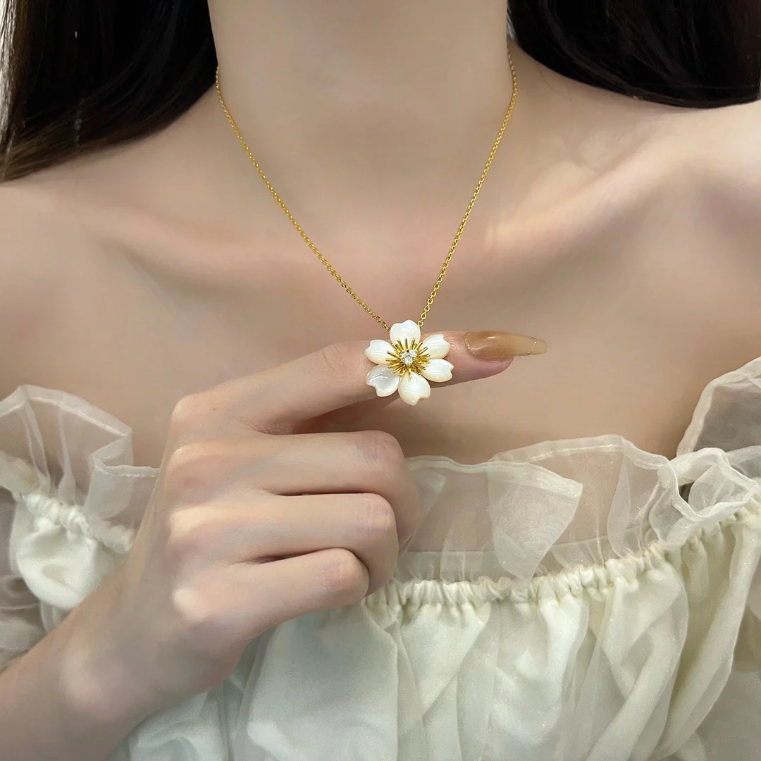 Ivory Sakura Necklace - Image 3