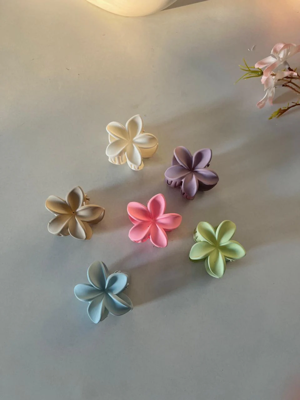 Jane Floral Claws- small - Image 2
