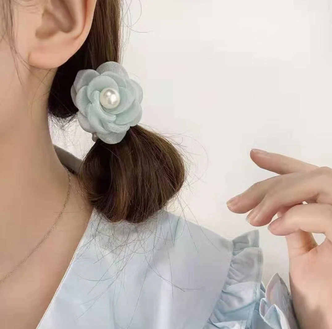 Jasmine Pearly Flower Hairties - Image 3
