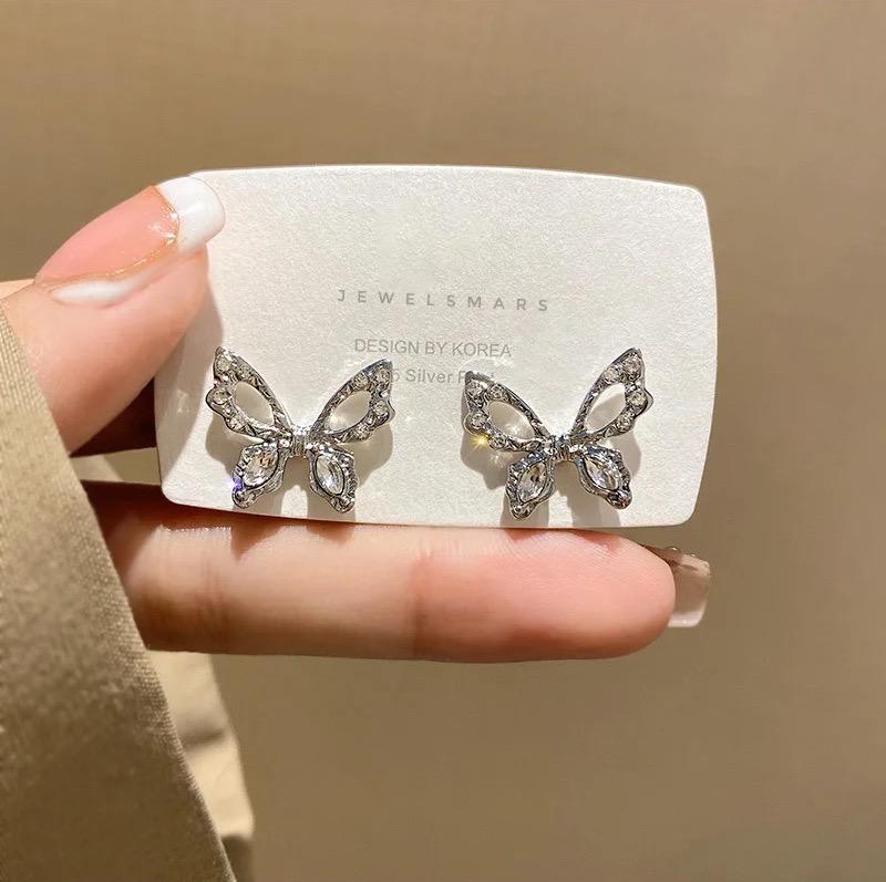 K-pop style Butterfly Earrings - Image 5