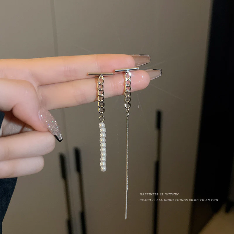 K-pop style Pearl Detailed Mismatch Chain earrings - Image 5
