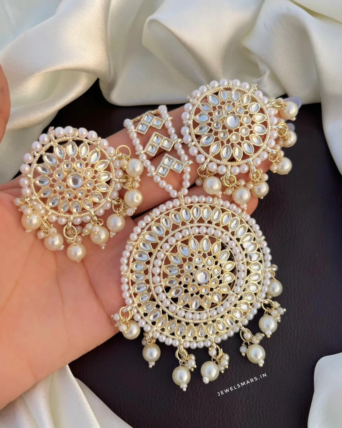 Kavya Mangtika & Earrings set - Image 2