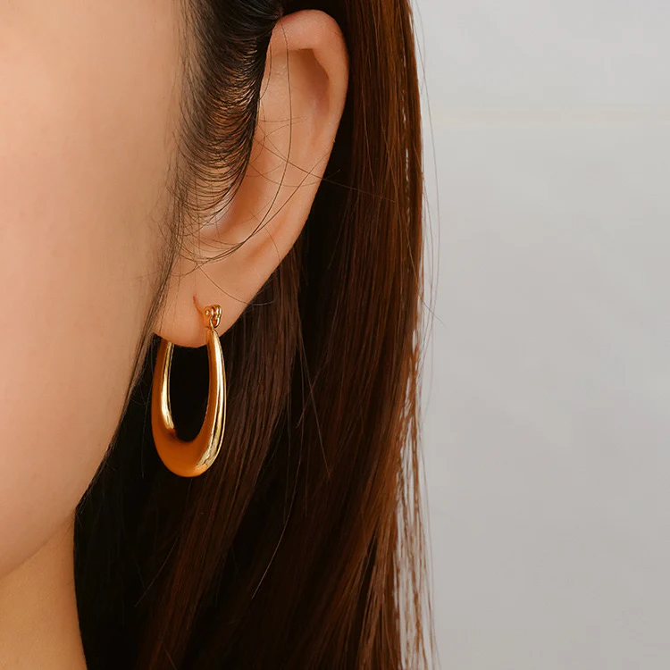 Keep it Luxe Hoops Earrings - Image 4