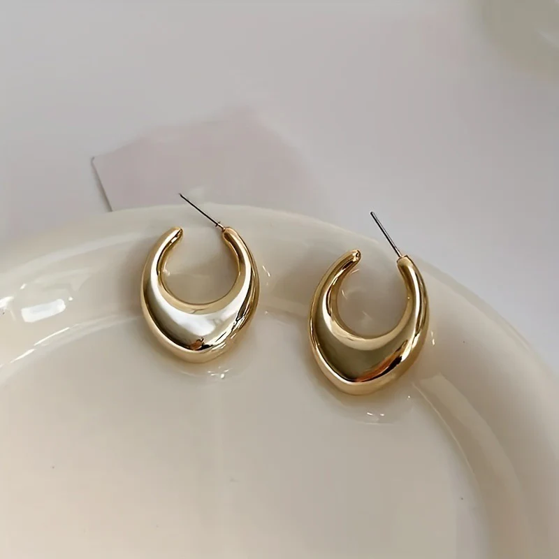 Keeping it Subtle Hoop Earrings - Image 3