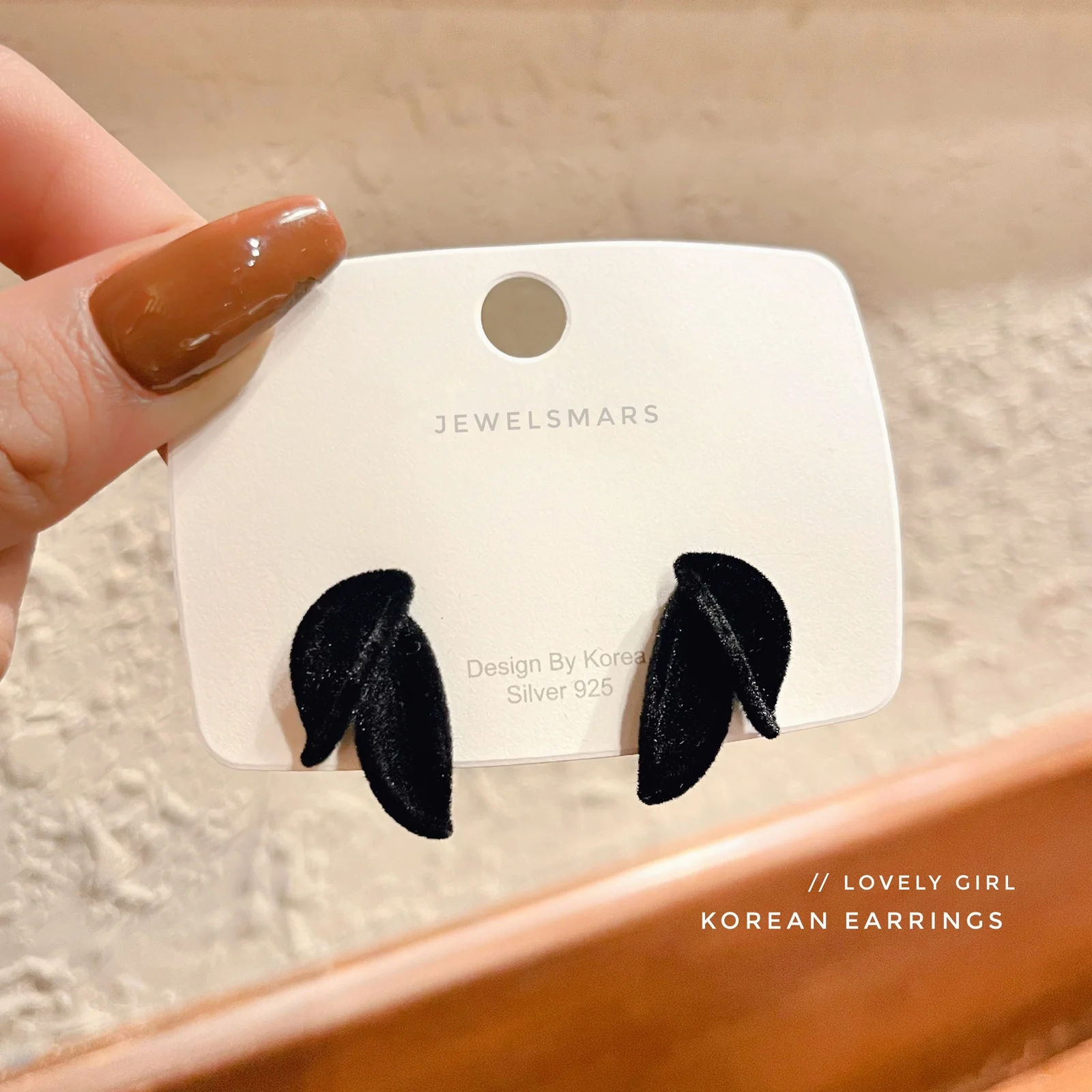 Korean Black Leaf Velvet Stud Earrings