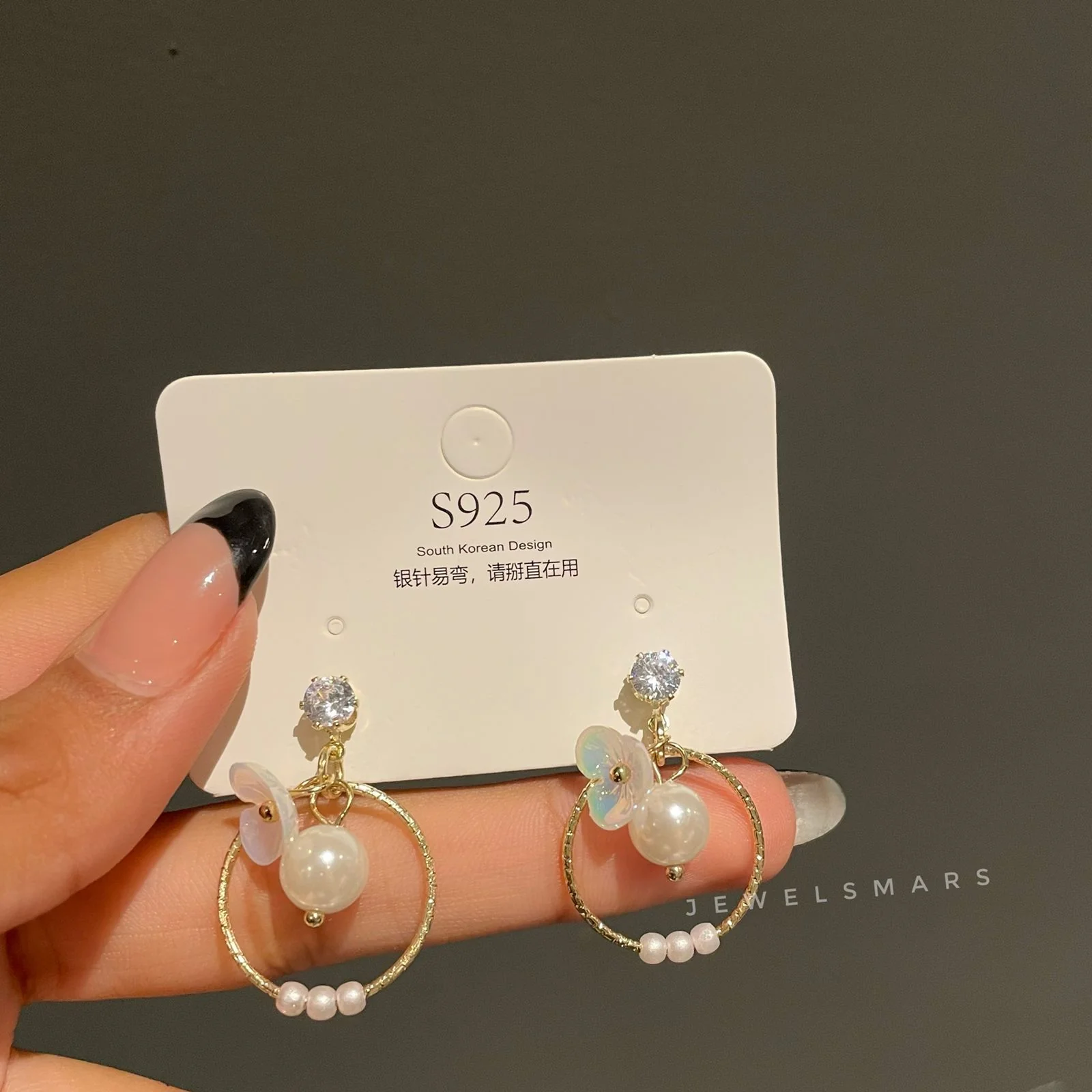 KOREAN PEARL & FLOWER EARRINGS