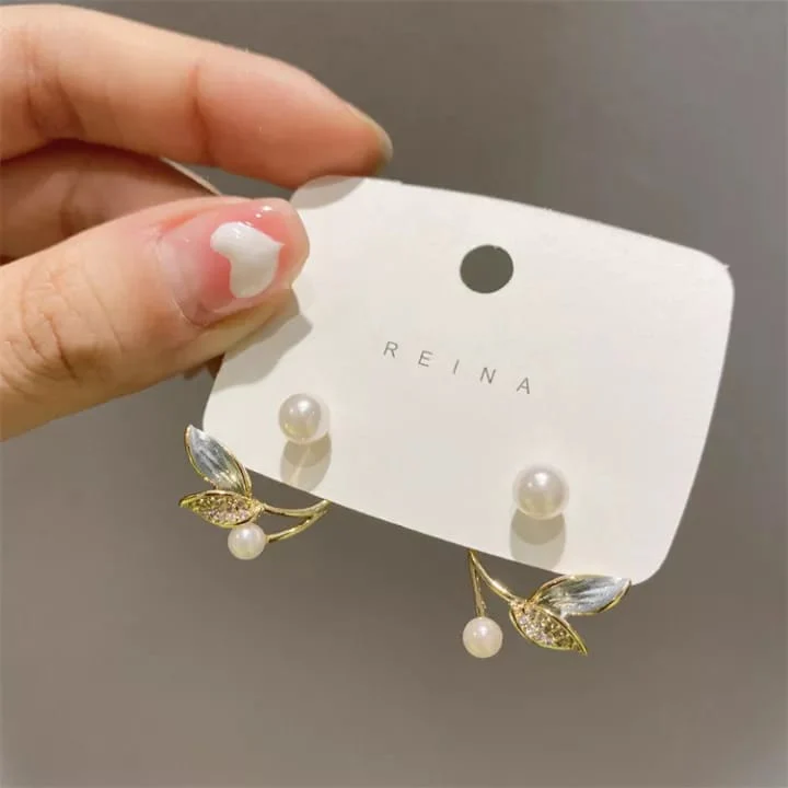 KOREAN PRECIOUS LEAF Pearl DETAILED EARWRAP EARRINGS - Image 3