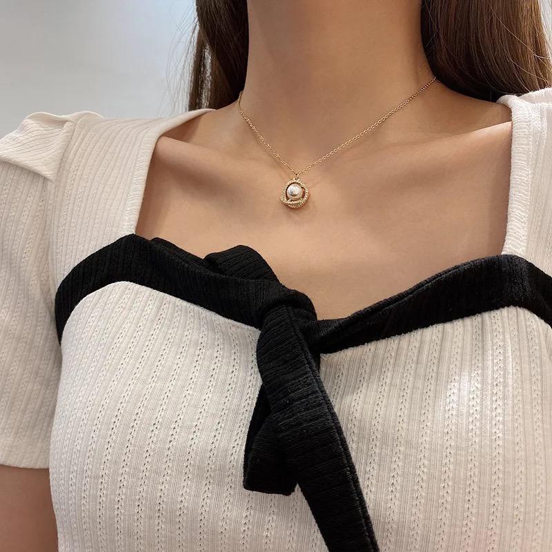 Korean Statement Pearl Necklace (stainless steel) - Image 3