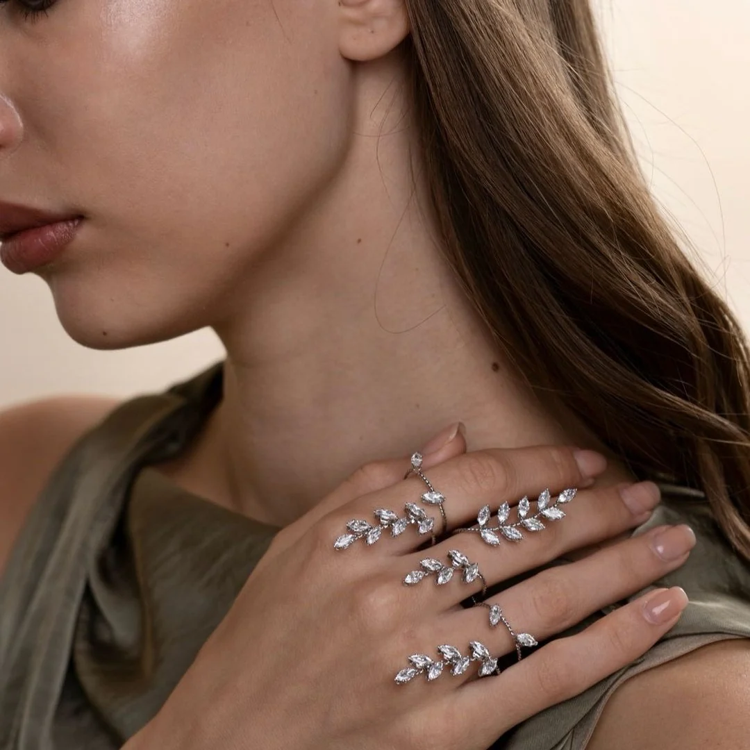 Leafy Luster Luxe Hand Jewellery - Image 9