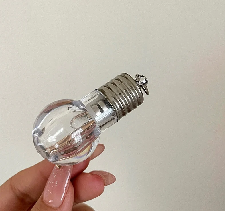 Light up Babe! Hair Clip - Image 2