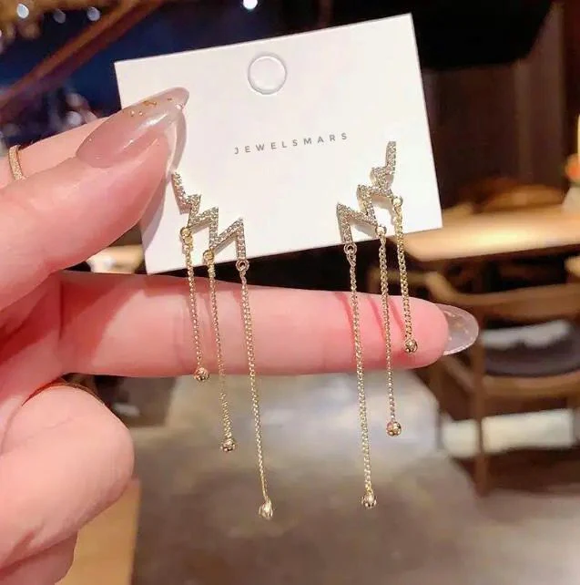 Lightning Long Tassel Drop Earrings - Image 4