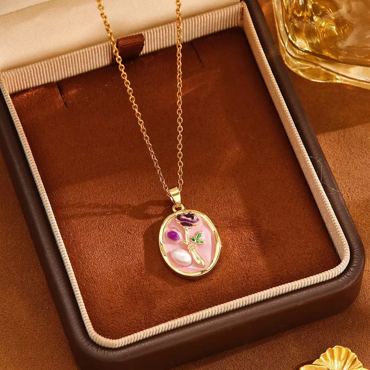 Lilac Bloomshade Vintage Necklace - Image 2
