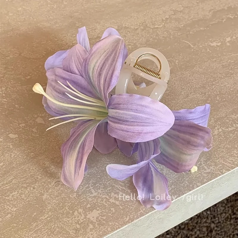 Lilly of Arendelle Hair Claw - Image 3