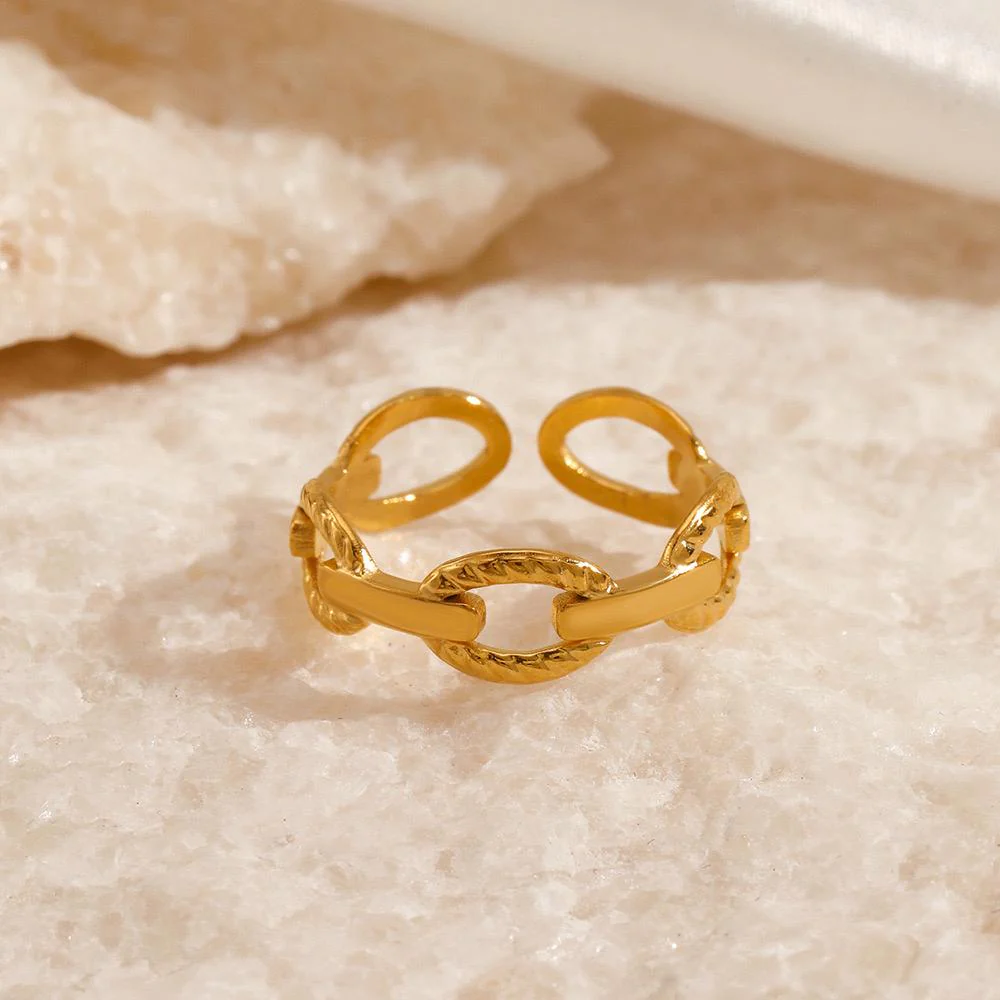 Linked in Twinkle Ring - Image 3