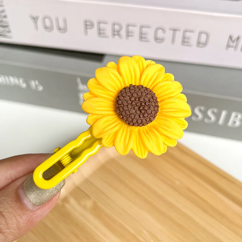 Little sunshine Sunflower Hair Clip (1pc) - Image 4