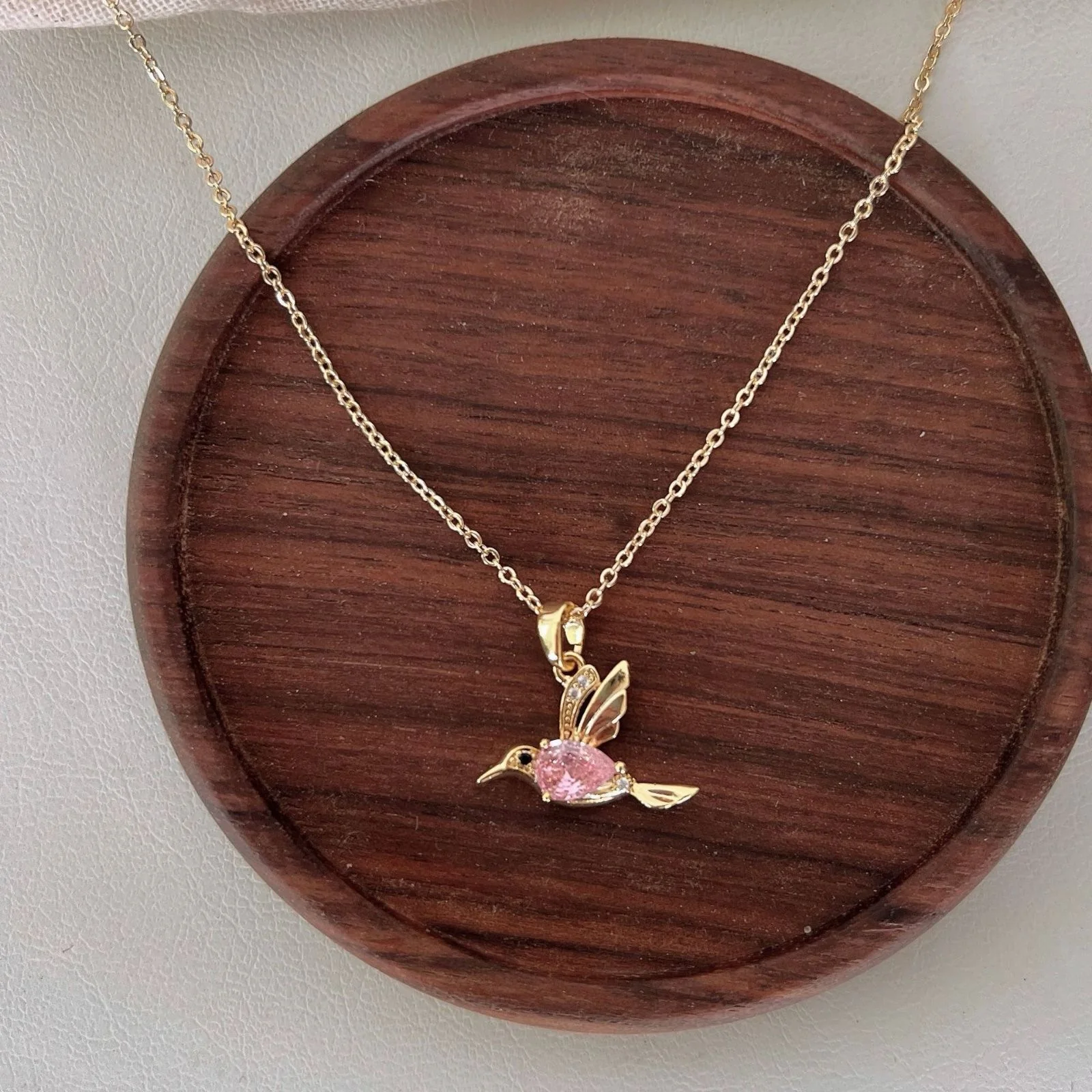 Look she’s flying Necklace - Image 4