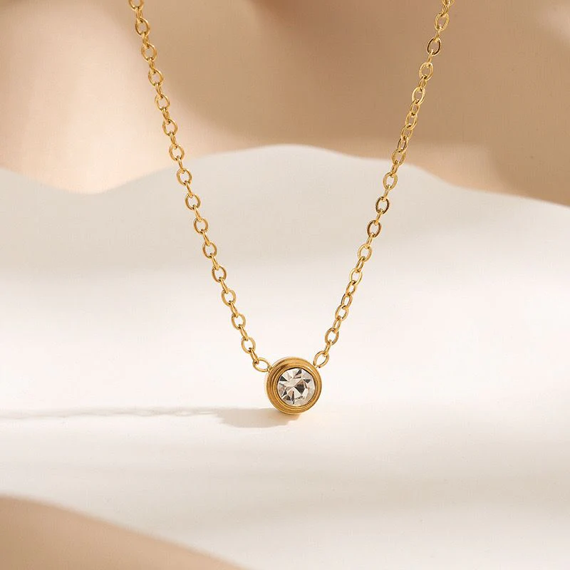Luna Minimal Necklace - Image 2