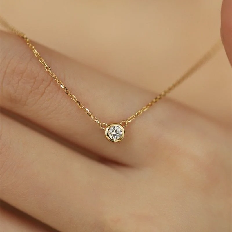 Luna Minimal Necklace - Image 7