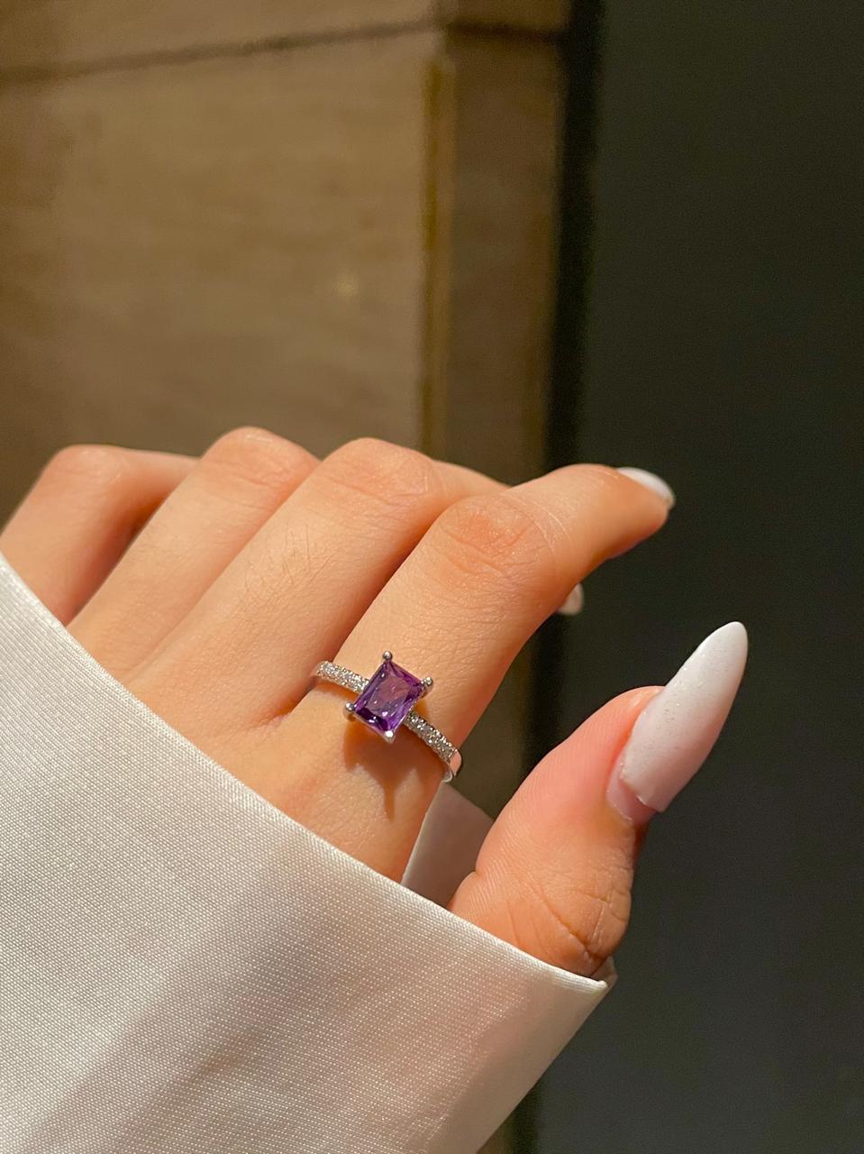 Luna Promise Ring- purple - Image 3