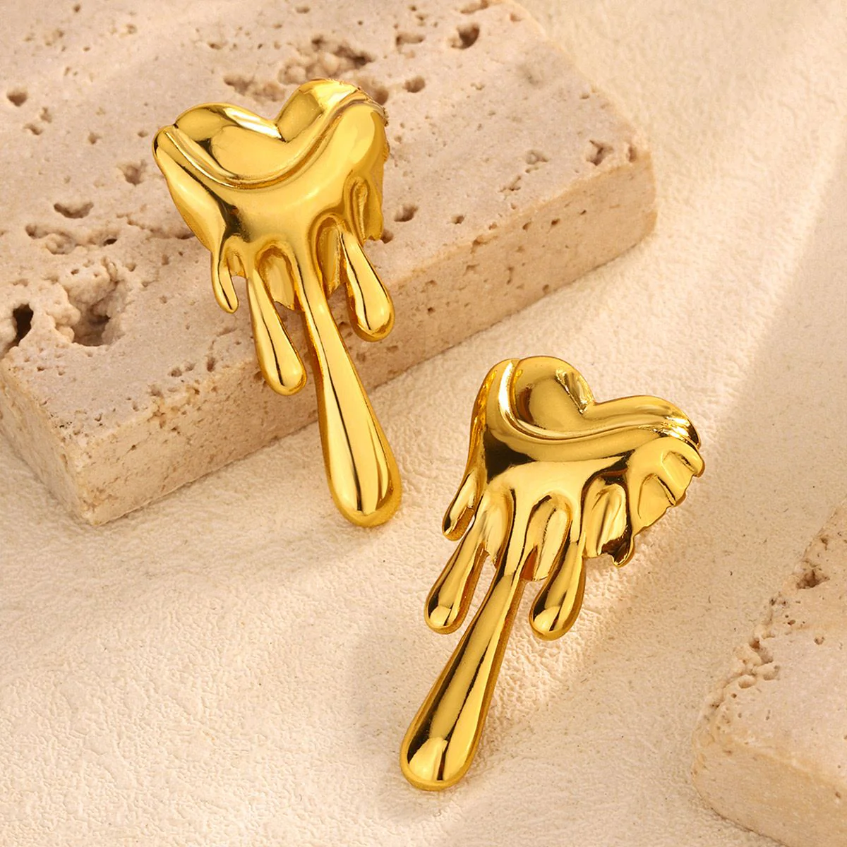 Lustrous Dripping Heart Earrings - Image 4