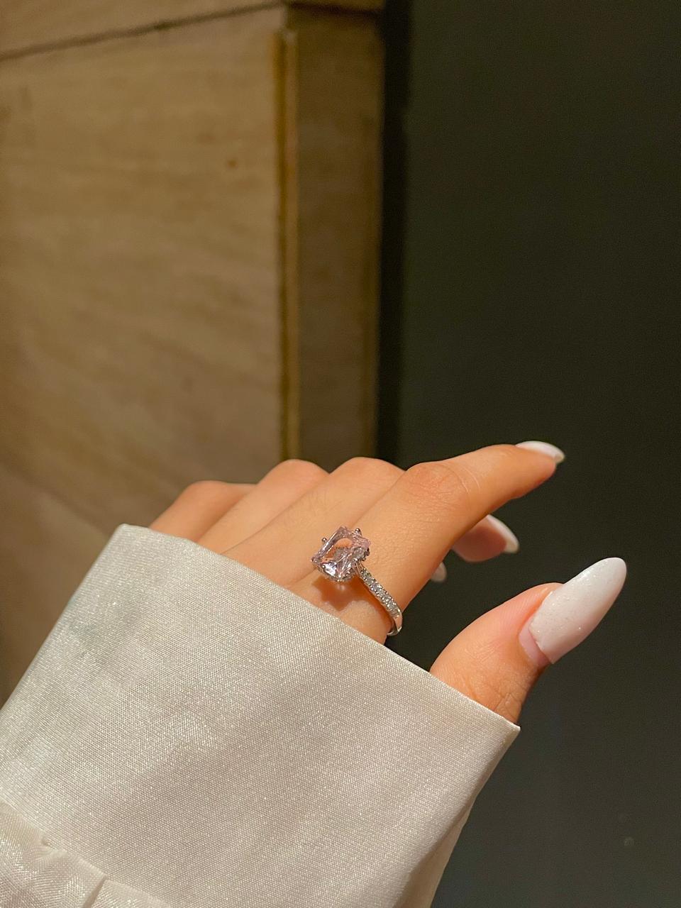 Luxe Promise Ring- pink - Image 3