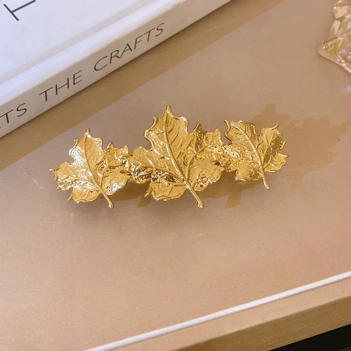 Luxe Textured Foliage Hair Clip - Image 3