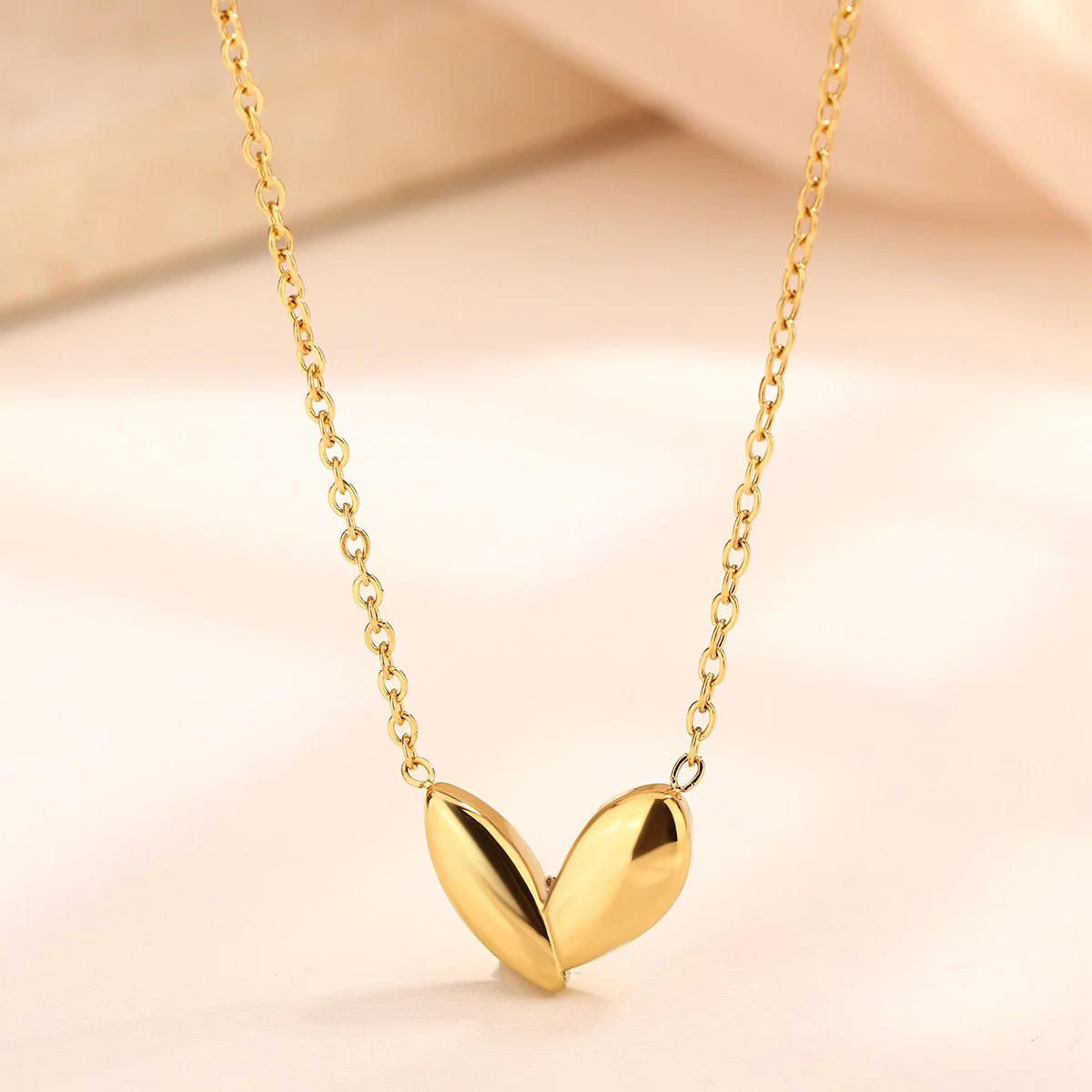 Maeve Heart Necklace - Image 3