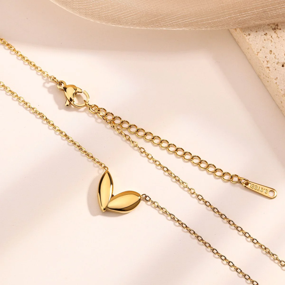 Maeve Heart Necklace - Image 4