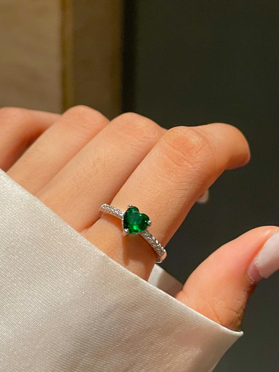Magical Heart Ring- green