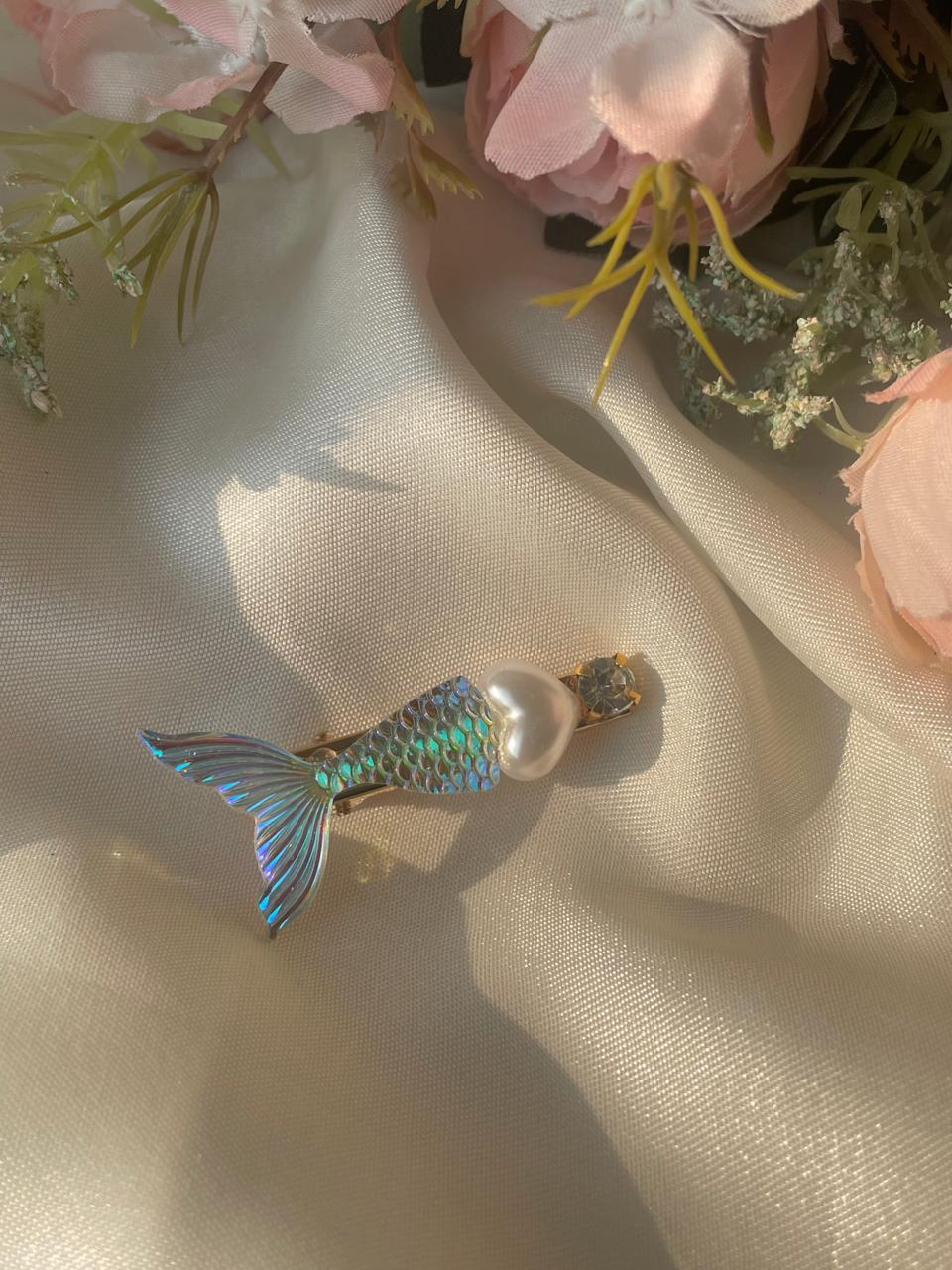 Malibu Mermaid Tail Hair Clip - Image 2