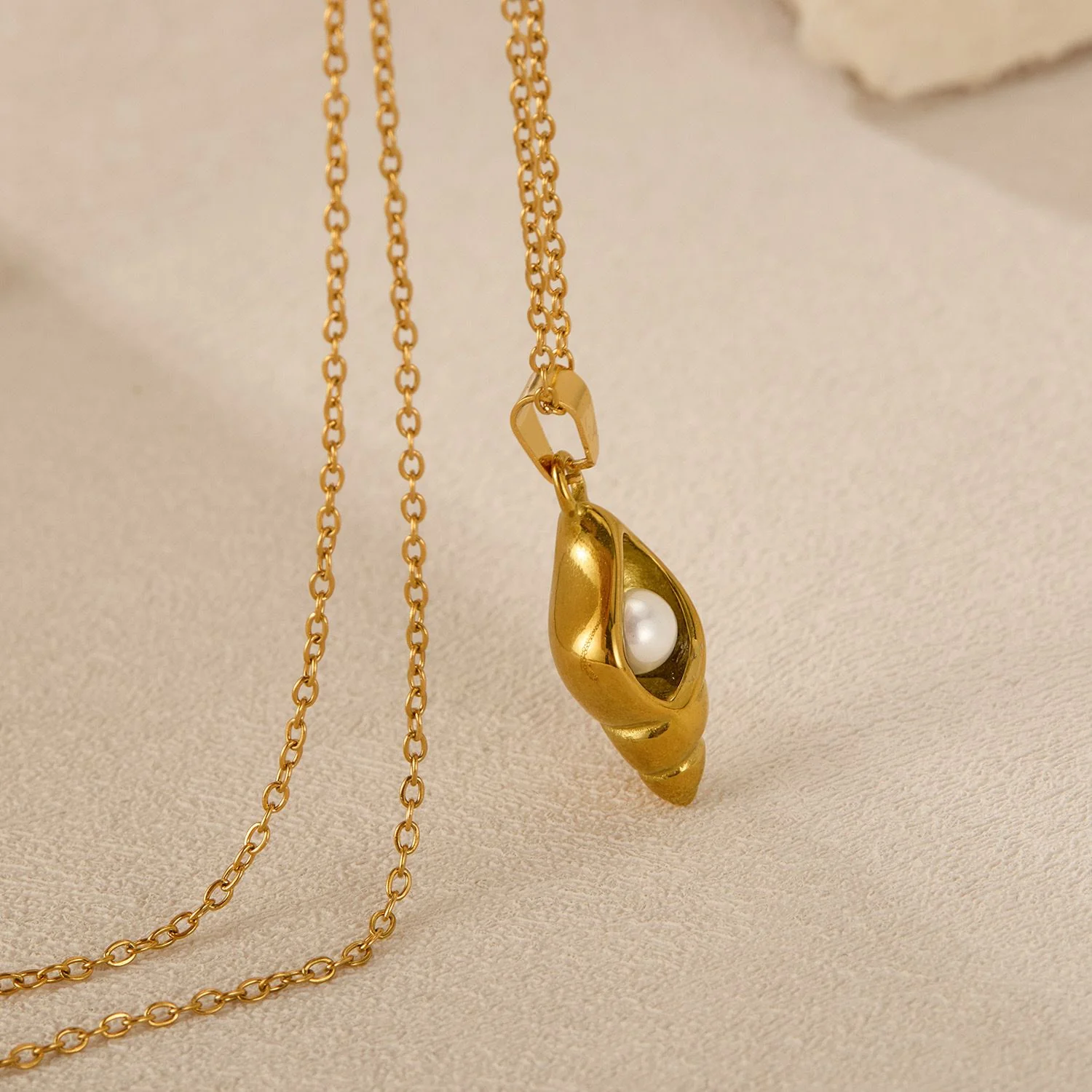 Marina Pearl Necklace - Image 4