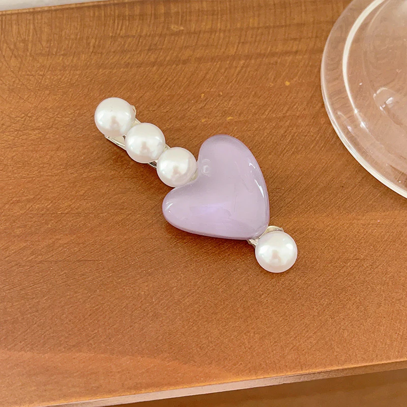 Marshmallow Hearts Pearl Hair Clip - Image 3