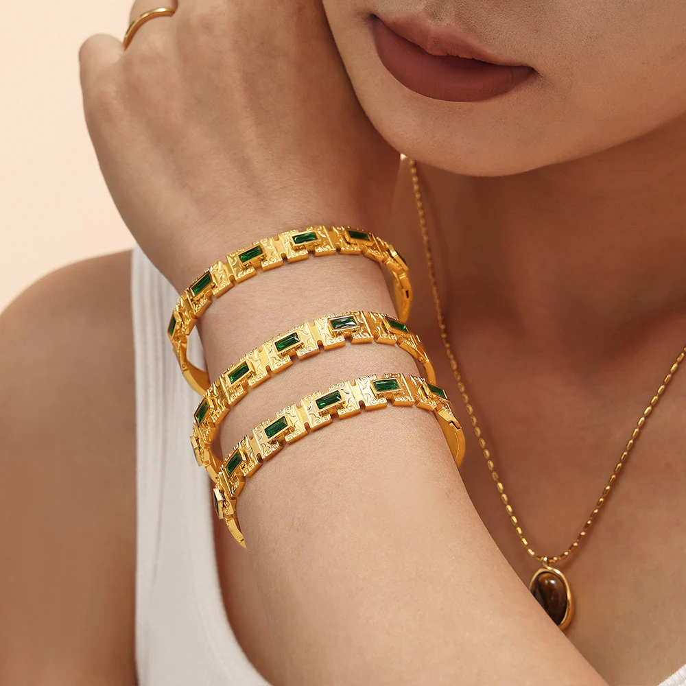 Vintage vibes Green Bracelet - Image 9