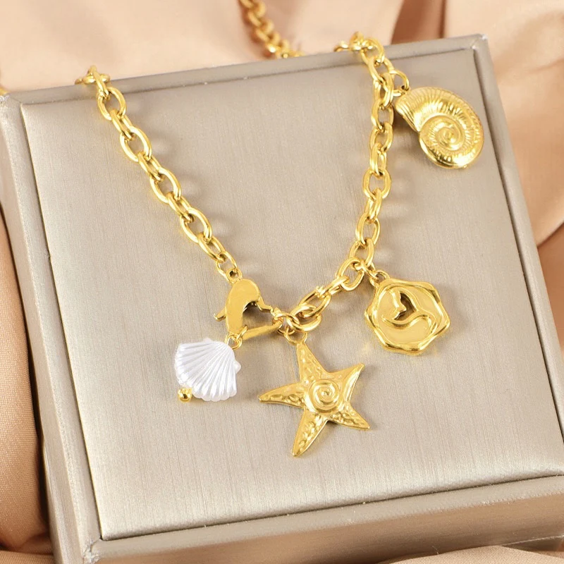 Maximalist Summer Necklace - Image 4