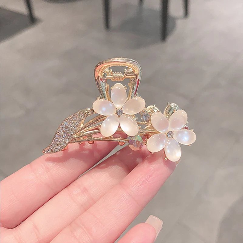 Meadow of Dreams Hair Claw - Image 2