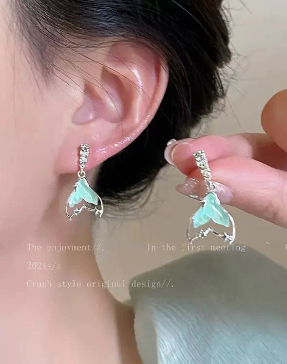 Mermaid-ing Time! Earrings - Image 3