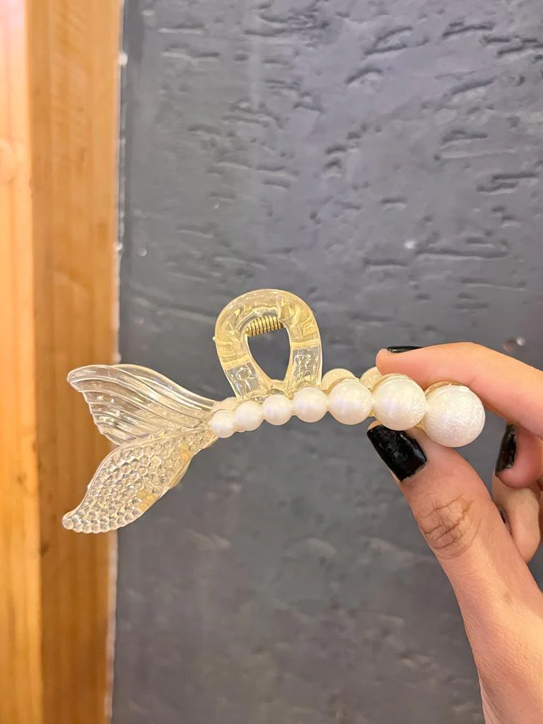 Mermaid Pearl Claw Clutcher - Image 3